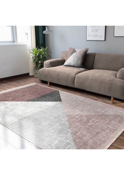 Pembe - Gri Zeminde Geometrik Motifli Üçgen Desenli Geometrik Modern Mutfak Banyo Dijital Baskılı Makinede Yıkanabilir Kaymaz Taban Saçaklı Halı modelleri