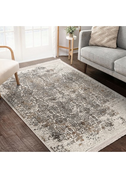 Krem Zeminde Antik Motifli Eskitme Desenli Eskitme Motifli Vintage Dijital Baskılı Makinede Yıkanabilir Kaymaz Taban Saçaklı Halı