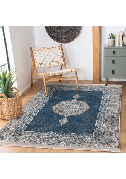 Mavi Zeminde Kilim Motifli Otantik Desenli Eskitme Motifli Avangarde Dijital Baskılı Makinede Yıkanabilir Kaymaz Taban Saçaklı Halı modelleri