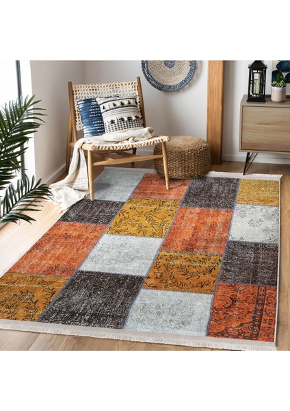 Kırkyama Zeminde Patchwork Motifli Etnik Desenli Klasik Vintage Dijital Baskılı Makinede Yıkanabilir Kaymaz Taban Saçaklı Halı