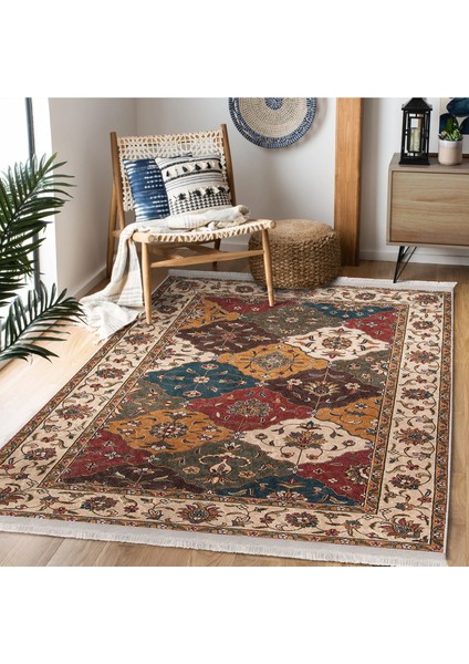Krem - Kırmızı Zeminde Uşak Motifli Kilim Desenli Avangarde Etnik Motifler Dijital Baskılı Makinede Yıkanabilir Kaymaz Taban Saçaklı Halı indirimleri