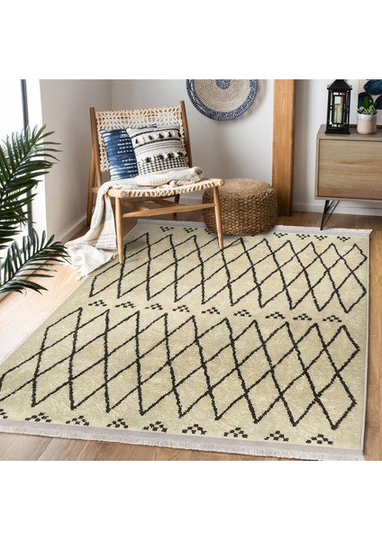 Krem - Siyah Zeminde Kilim Motifli Yöresel Desenli Geometrik Eskitme Motifli Dijital Baskılı Makinede Yıkanabilir Kaymaz Taban Saçaklı Halı fiyatları