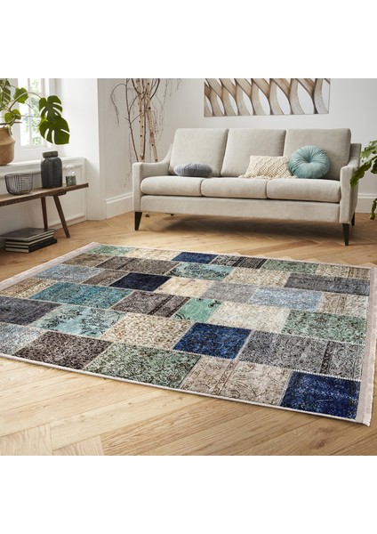 Anadolu Zeminde Patchwork Motifli Etnik Desenli Vintage Dijital Baskılı Makinede Yıkanabilir Kaymaz Taban Saçaklı Halı