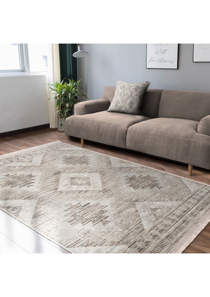 Krem - Bej Zeminde Tribal Motifli Geleneksel Desenli Vintage Geometrik Baskılı Makinede Yıkanabilir Kaymaz Taban Saçaklı Halı