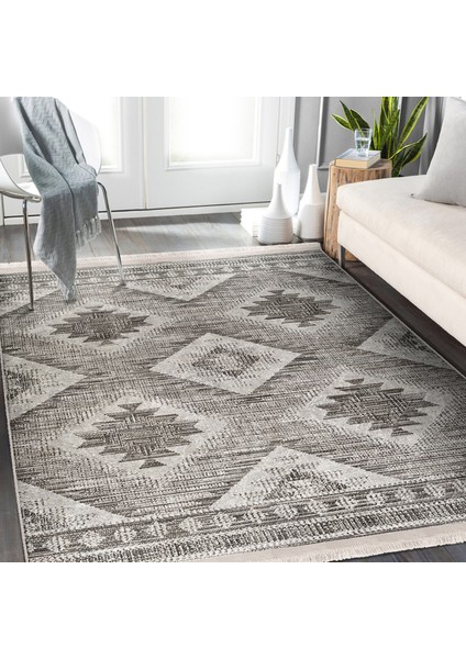 Krem - Kahverengi Zeminde Otantik Motifli Kilim Desenli Vintage Geometrik Yatak Odası Koridor & Antre Dijital Baskılı Makinede Yıkanabilir Kaymaz Taban Saçaklı Halı