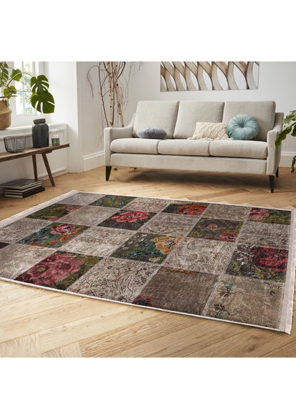 Bej Zeminde Patchwork Motifli Çiçek Desenli Vintage Klasik Dijital Baskılı Makinede Yıkanabilir Kaymaz Taban Saçaklı Halı fiyatları