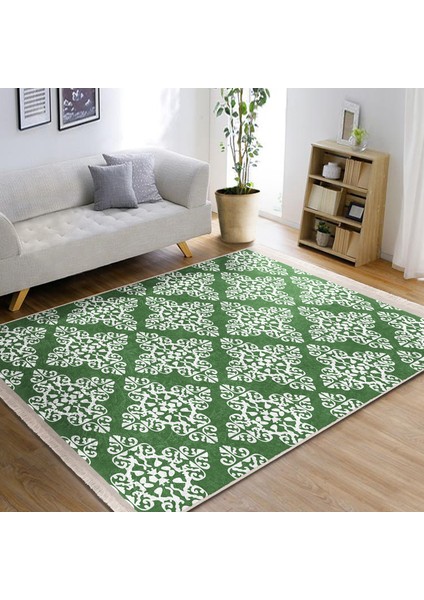 Yeşil Zeminde Damask Motifli Geleneksel Desenli Floral Vintage Dijital Baskılı Makinede Yıkanabilir Kaymaz Taban Saçaklı Halı