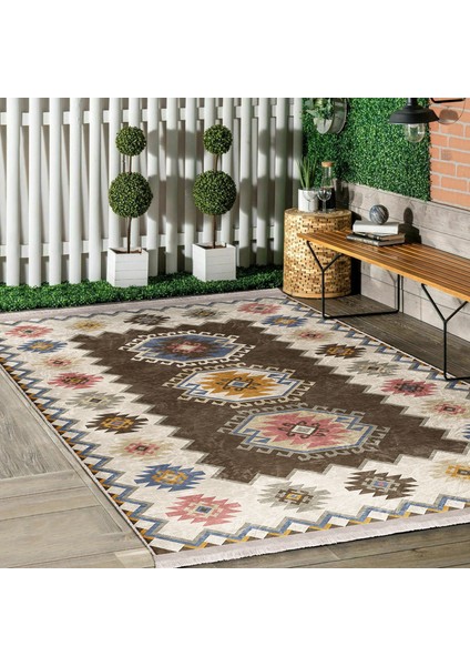 Kahverengi Zeminde Etnik Motifli Kilim Desenli Avangarde Vintage Dijital Baskılı Makinede Yıkanabilir Kaymaz Taban Saçaklı Halı fiyatları