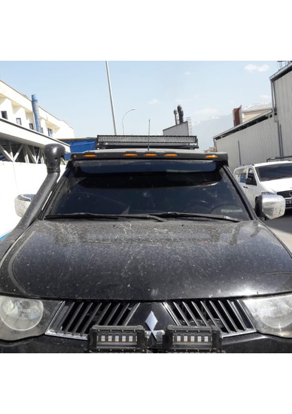 (Mat Siyah) Mıtsubıshı L200 Işılı Ön Siperlik 2005-2011 Arasına Uyumludur modelleri