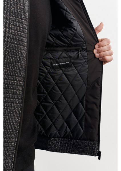 ALTINYILDIZ CLASSICS Erkek Siyah Standart Fit Normal Kesim Fermuarlı Çıkma Kapüşonlu Mont indirimleri