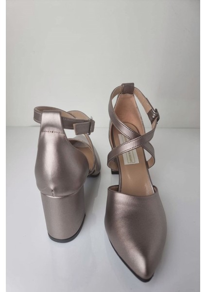 KY61 Çapraz Bağlı Kadın Kalın Topuklu Ayakkabı Platin fırsatları