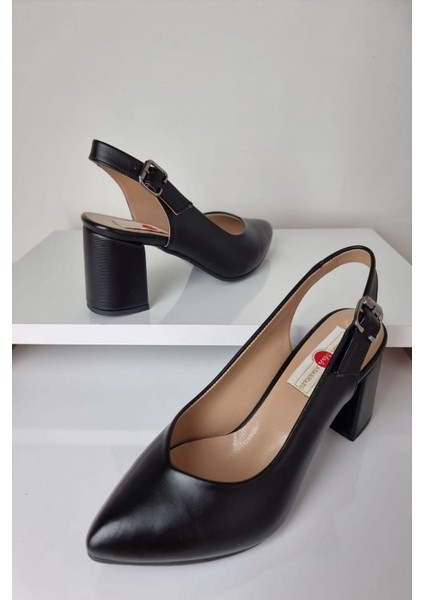 AY52 Bilekten Bağlı Kadın Kalın Topuklu Ayakkabı Siyah fiyatları