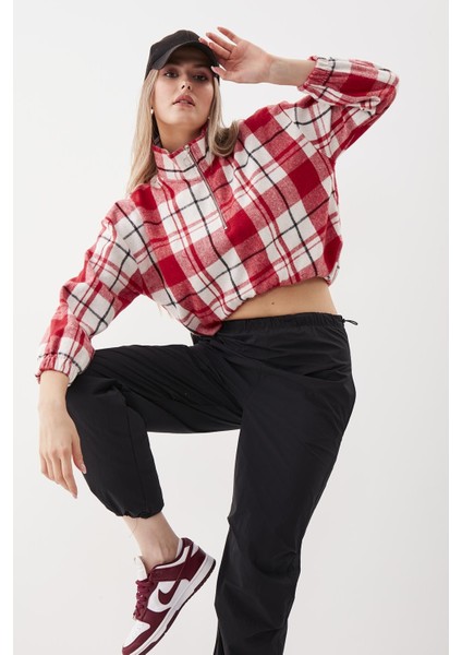 Fermuarlı Dik Yaka Ekose Desen Sweat fiyatları