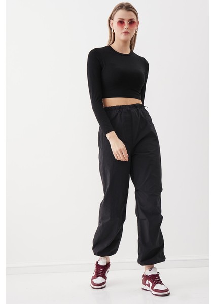 Lastik Detaylı Paraşüt Kumaş Pantolon