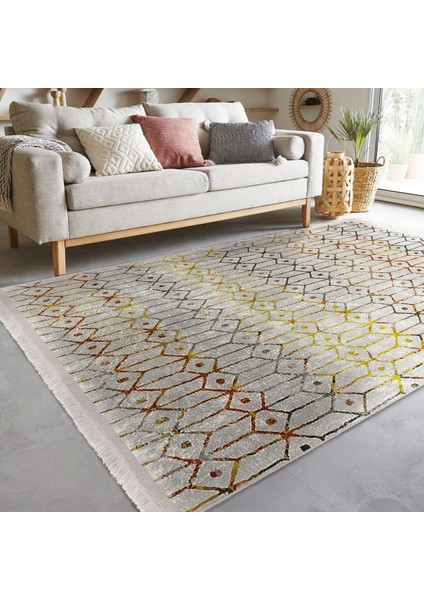 Krem - Ekru Zeminde Etnik Motifli Kilim Desenli Etnik Motifler Eskitme Motifli Salon & Oturma Odası Koridor & Antre Dijital Baskılı Makinede Yıkanabilir Kaymaz Taban Saçaklı Halı