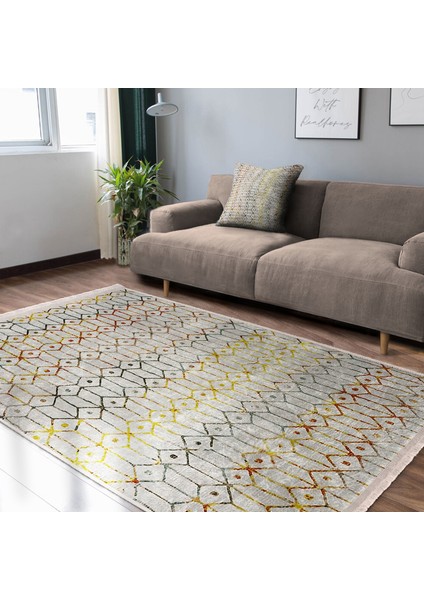 Krem - Ekru Zeminde Etnik Motifli Kilim Desenli Etnik Motifler Eskitme Motifli Salon & Oturma Odası Koridor & Antre Dijital Baskılı Makinede Yıkanabilir Kaymaz Taban Saçaklı Halı