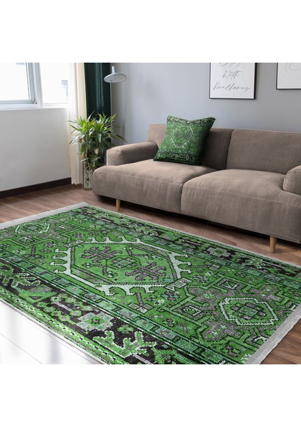 Yeşil Zeminde Geleneksel Motifli Kilim Desenli Etnik Motifler Avangarde Yatak Odası Mutfak Dijital Baskılı Makinede Yıkanabilir Kaymaz Taban Saçaklı Halı