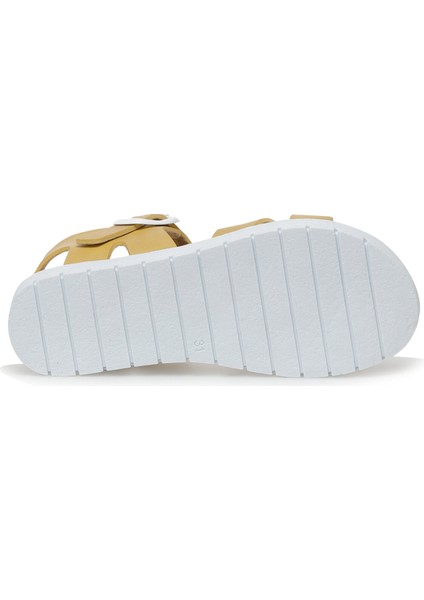 Kız Çocuk Sandalet Sarı Renkli 23 Numara Rahat Kullanım İçin Tasarlandı fırsatları