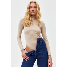 AÇELYAOKCU  Yarım Balıkçı Dik Yaka Altı Çıt Çıtlı Bodysuit Bluz