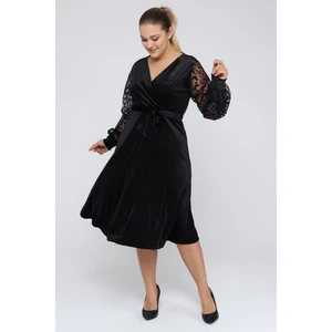 Büyük Beden Kruvaze Yaka Kadife Elbise 9E-2252