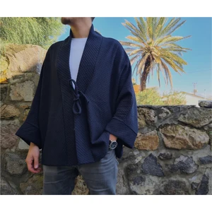 Kinua Studio - Yumuşak Dokulu Kapitone Kalın Ovre Kimono - Unisex