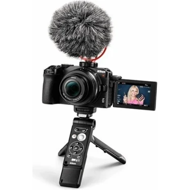 Nikon Z30 Vlogger Kit 1080P Video Çözünürlüğü ile Yüksek Kaliteli Fotoğraf Çekim Özellikleri ve