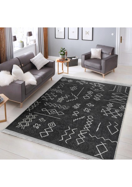 Siyah Zeminde Kilim Motifli Beyaz Baklava Desenli Geometrik Etnik Motifler Dijital Baskılı Makinede Yıkanabilir Kaymaz Taban Saçaklı Halı modelleri