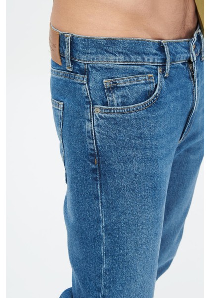 Finn Orta Mavi Regular Tapered Fermuarlı Jean Pantolon E 4407-007 indirimleri