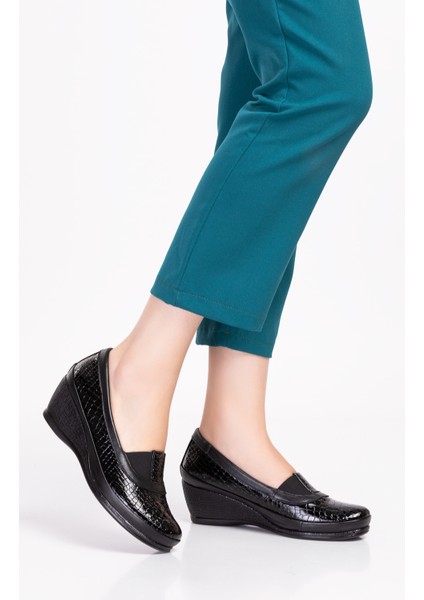 Kadın Deri Mısır Baskı Rugan Comfort Ayakkabı fiyatları