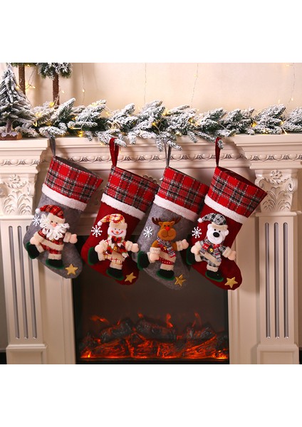 4pcs Noel Çorapları Noel Baba Santa Snowman Geyik Şeker Çantaları Noel Ağacı Odası Yerel Parti Dekorasyon (Yurt Dışından)