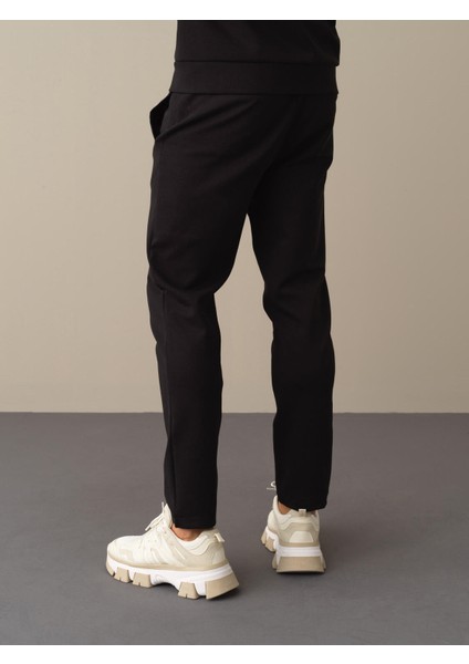 Pamuklu Regular Fit Sweat Pantolon indirimleri