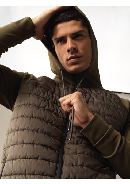 Erkek Haki Regular Fit Sweatmont fırsatları