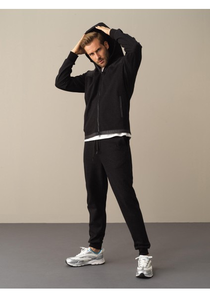 Erkek Siyah Regular Fit Sweatmont fiyatları