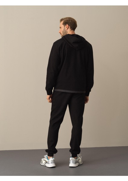 Erkek Siyah Regular Fit Sweatmont indirimleri