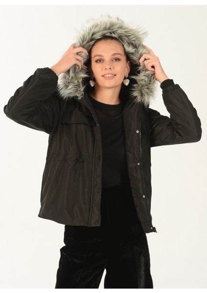 Siyah Kadın Şişme Mont Parka2