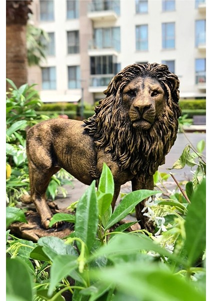 Aslan Biblo Heykel