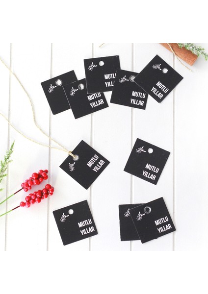 Yılbaşı siyah kare etiket, Mutlu Yıllar 10 adet (4x4 cm)