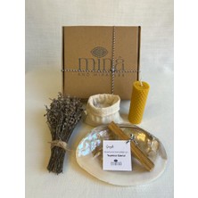 Mina And Miracles Lavanta Ritüel Seti: Palo Santo Tütsü, Lavanta Tütsü, Balmumu Mum, Tuz