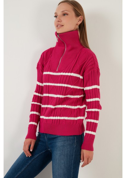 Çizgili Fermuarlı Boğazlı Yaka Örgülü Triko Kazak Bayan Kazak 63622458 modelleri