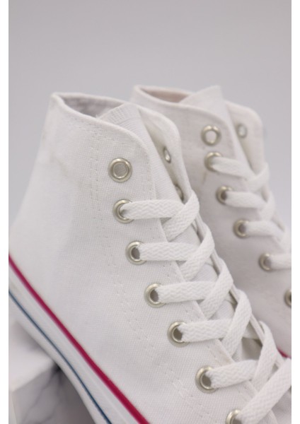 Beyaz Spor Ayakkabı Kadınlar İçin Nefes Alabilir Günlük Kullanım 3 cm Taban fiyatları