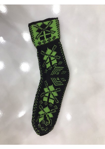 Kışlık Kilim Motifli Sıcak Tutan Örgü Yün Ünisex Çorap 7