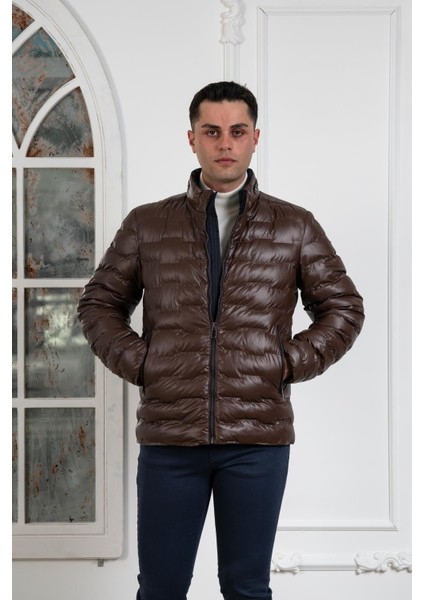 Regular Fit Dik Yaka Astarlı Kapitone Erkek Mont fırsatları