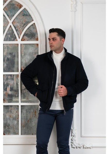 Regular Fit Yünlü Dik Yaka Astarlı Içi Elyaflı Kaşe Mont