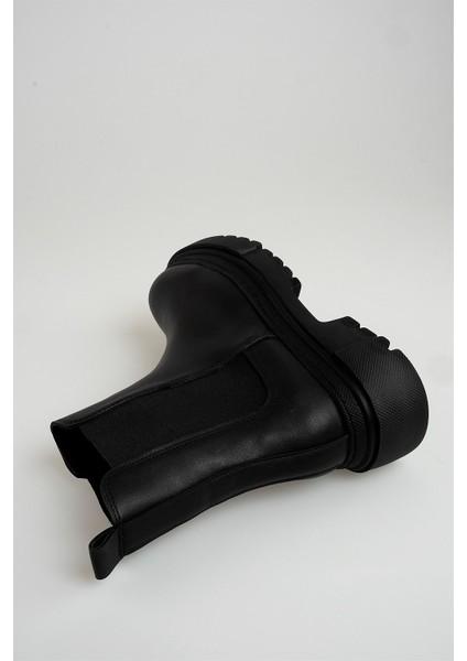 Lastik Detaylı Kalın Tabanlı Bot Siyah fırsatları