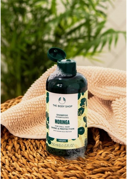 Moringa Işıltı Veren Koruyucu Şampuan 250 ML modelleri