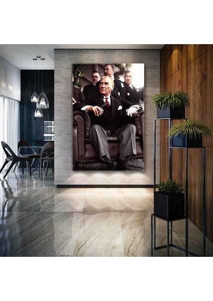 Gazi Mustafa Kemal Atatürk Oturan Kanvas Tablo