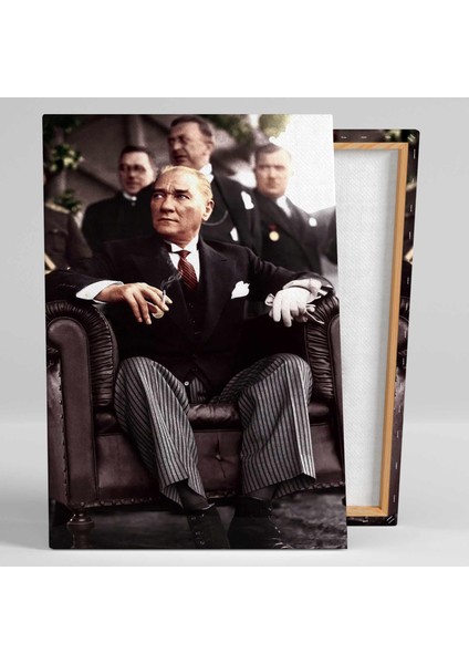 Gazi Mustafa Kemal Atatürk Oturan Kanvas Tablo