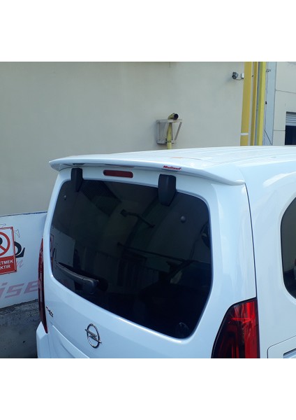 (Boyasız) Opel Combo Anatomik Spoiler 2018 ve Sonrası Uyumlu