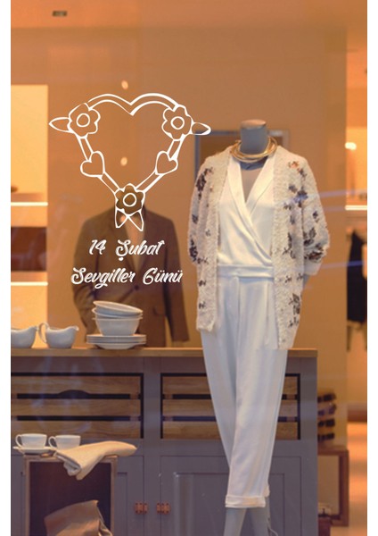 Sevgililer Günü Üzerinde Çiçekler Bulunan Kalp 60 cm Sticker