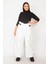 Kadın Beyaz Kese Kağıdı Bel ve Kup Detaylı Cepli Kot Pantolon 65N33991 2